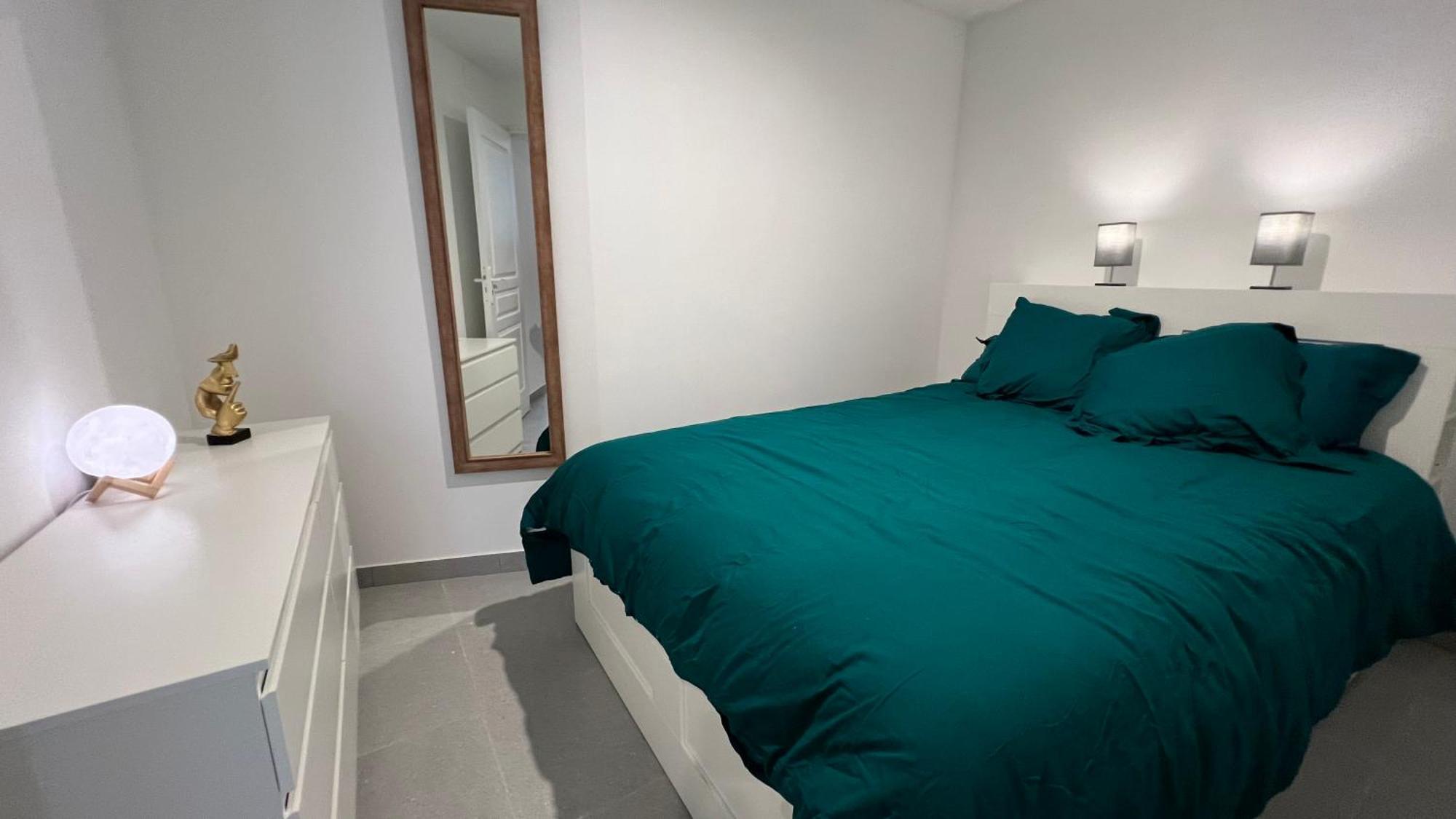 Fenix Appartement T2 40 M2 Cosy Rdc Plein Centre Ville Pierrelatte Exterior photo