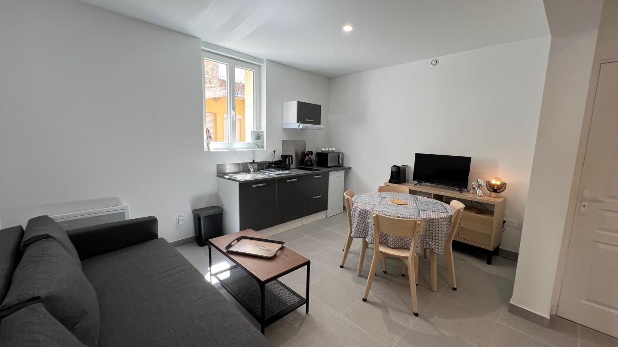 Fenix Appartement T2 40 M2 Cosy Rdc Plein Centre Ville Pierrelatte Exterior photo
