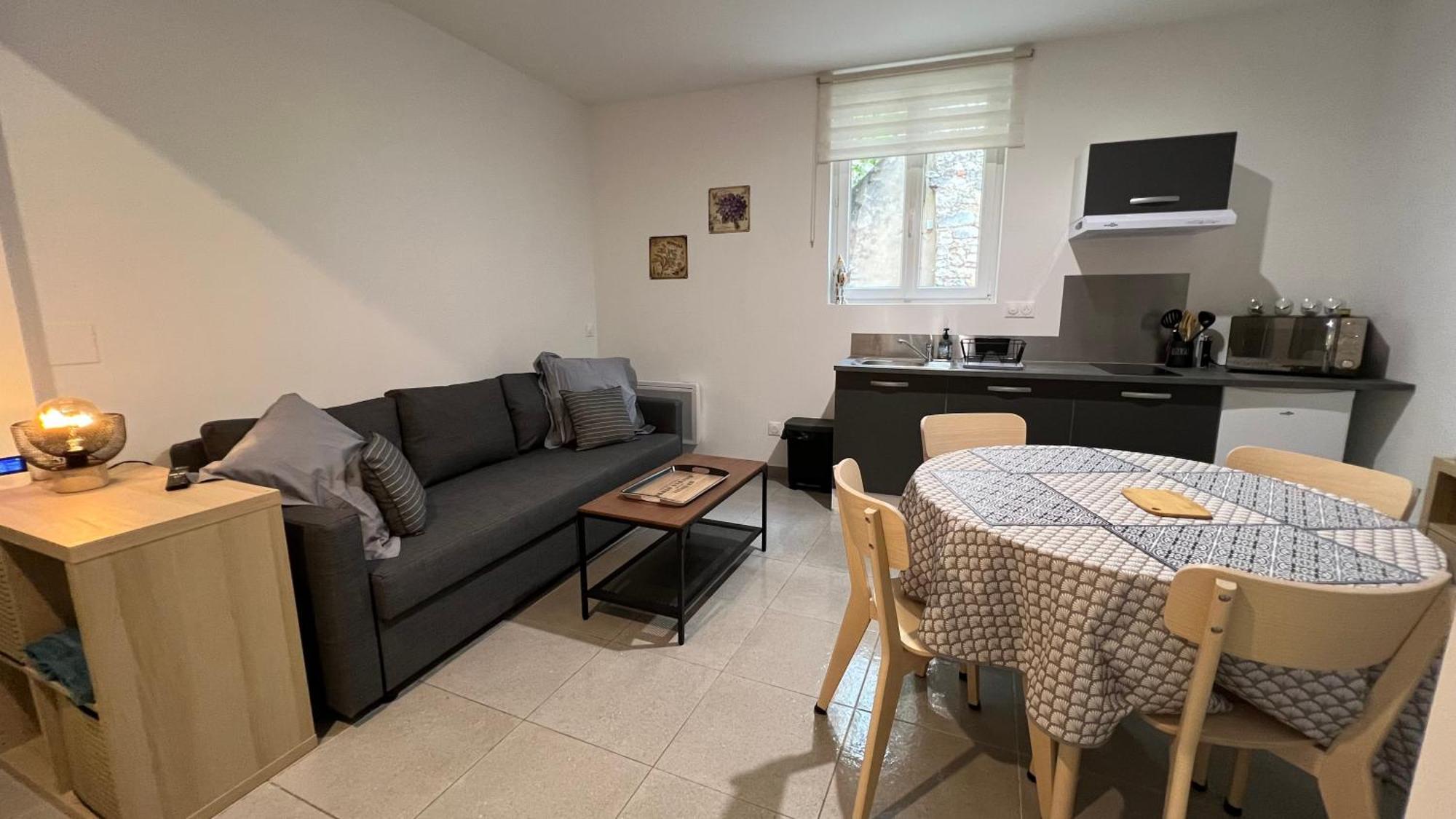 Fenix Appartement T2 40 M2 Cosy Rdc Plein Centre Ville Pierrelatte Exterior photo