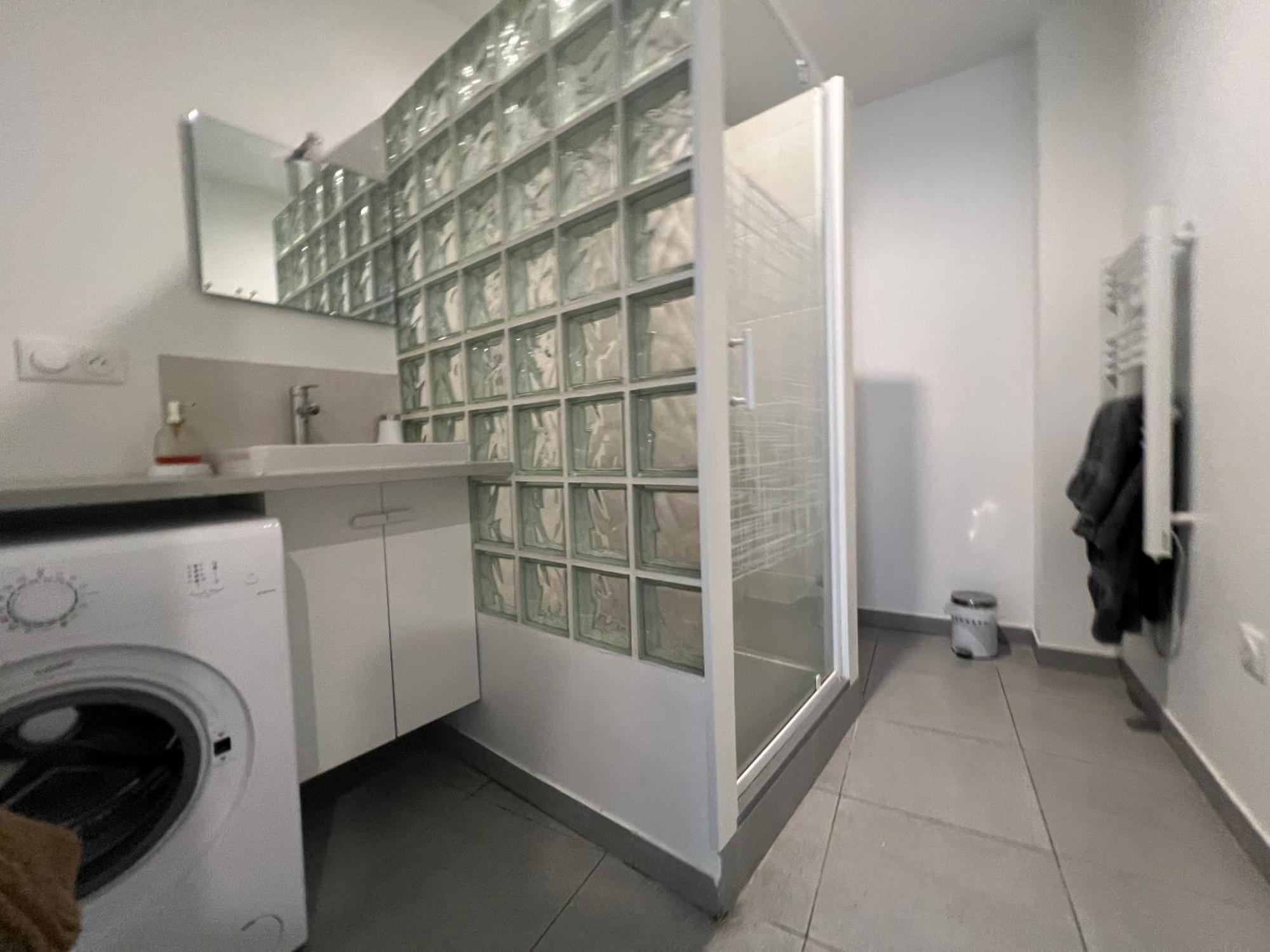 Fenix Appartement T2 40 M2 Cosy Rdc Plein Centre Ville Pierrelatte Exterior photo